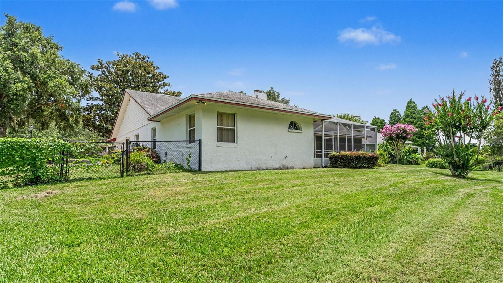 549 PENINSULAR DR