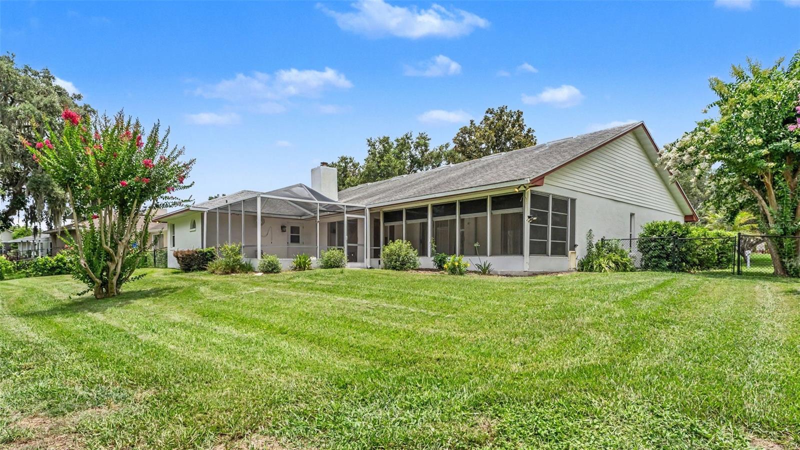 549 PENINSULAR DR