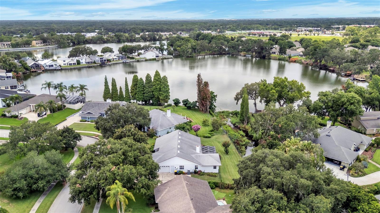549 PENINSULAR DR
