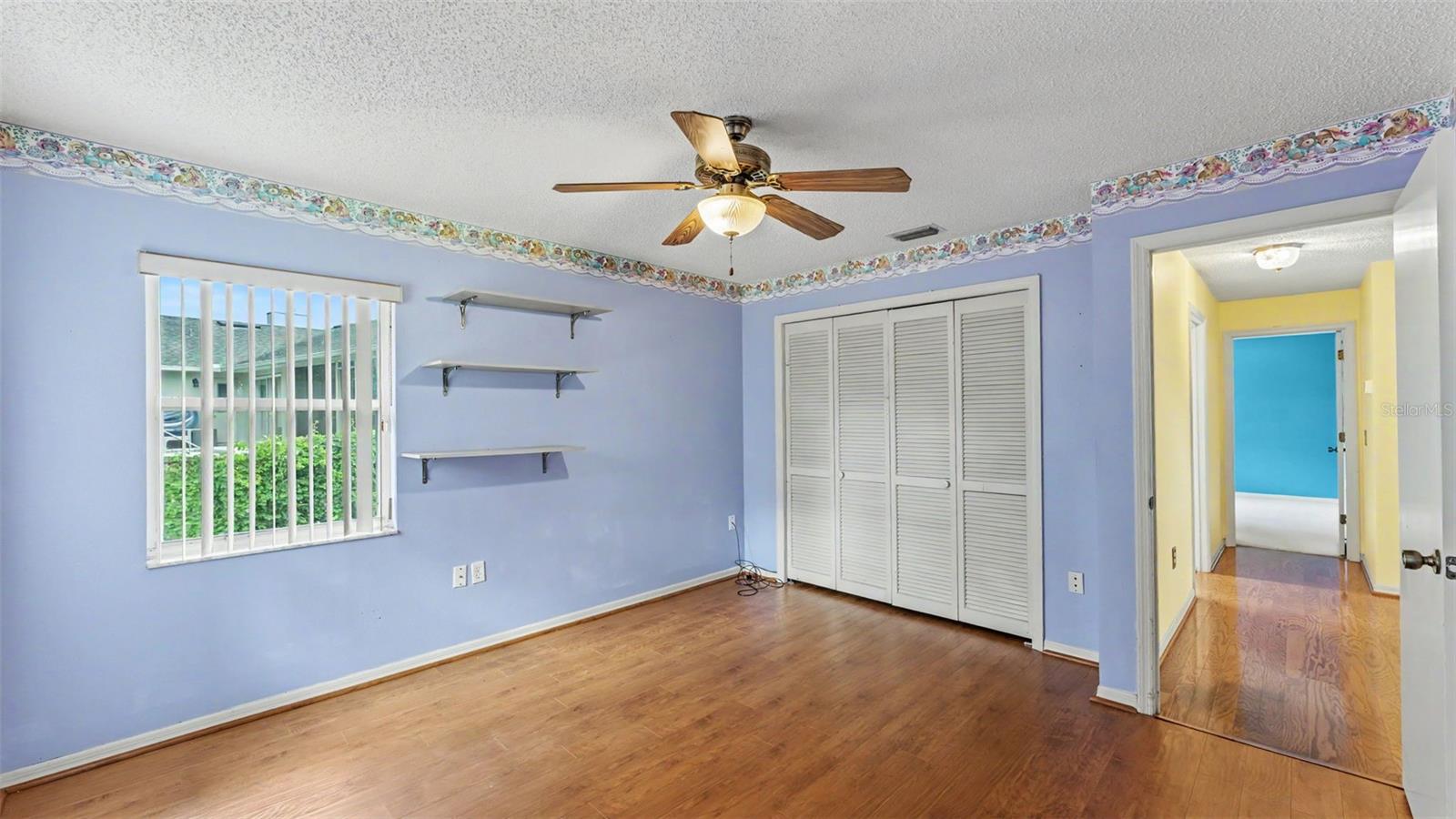 549 PENINSULAR DR