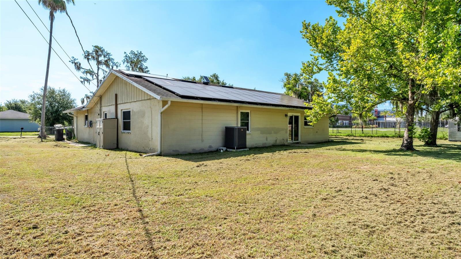 5060 STARLING DR