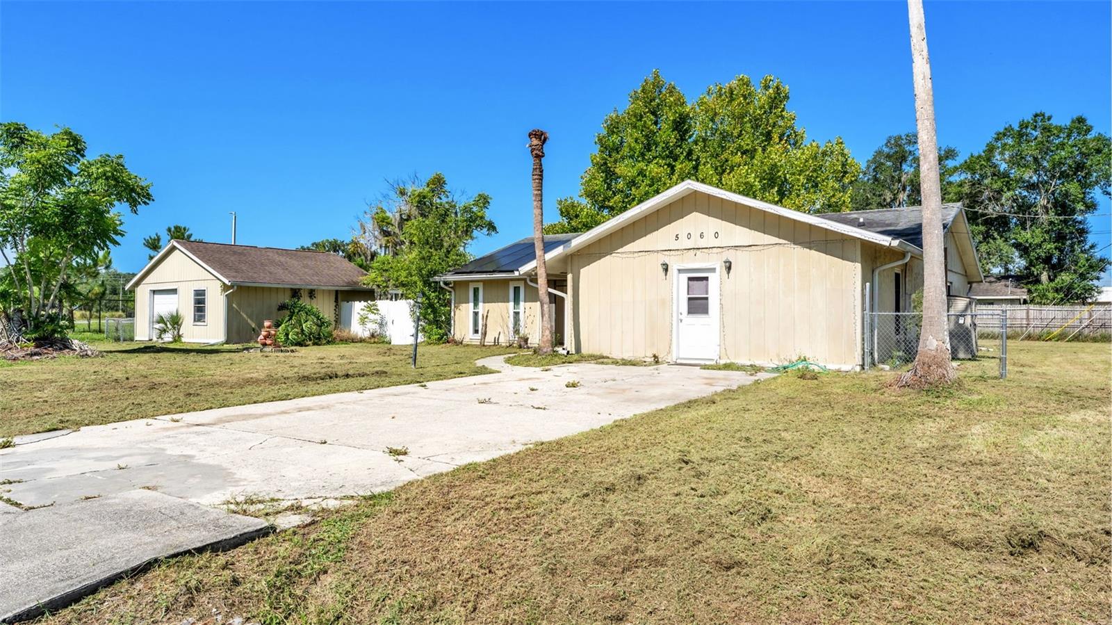 5060 STARLING DR