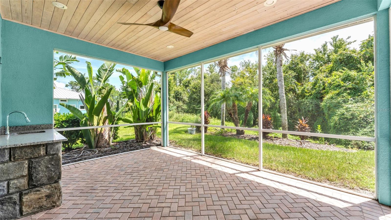3220 FISH HAWK DR