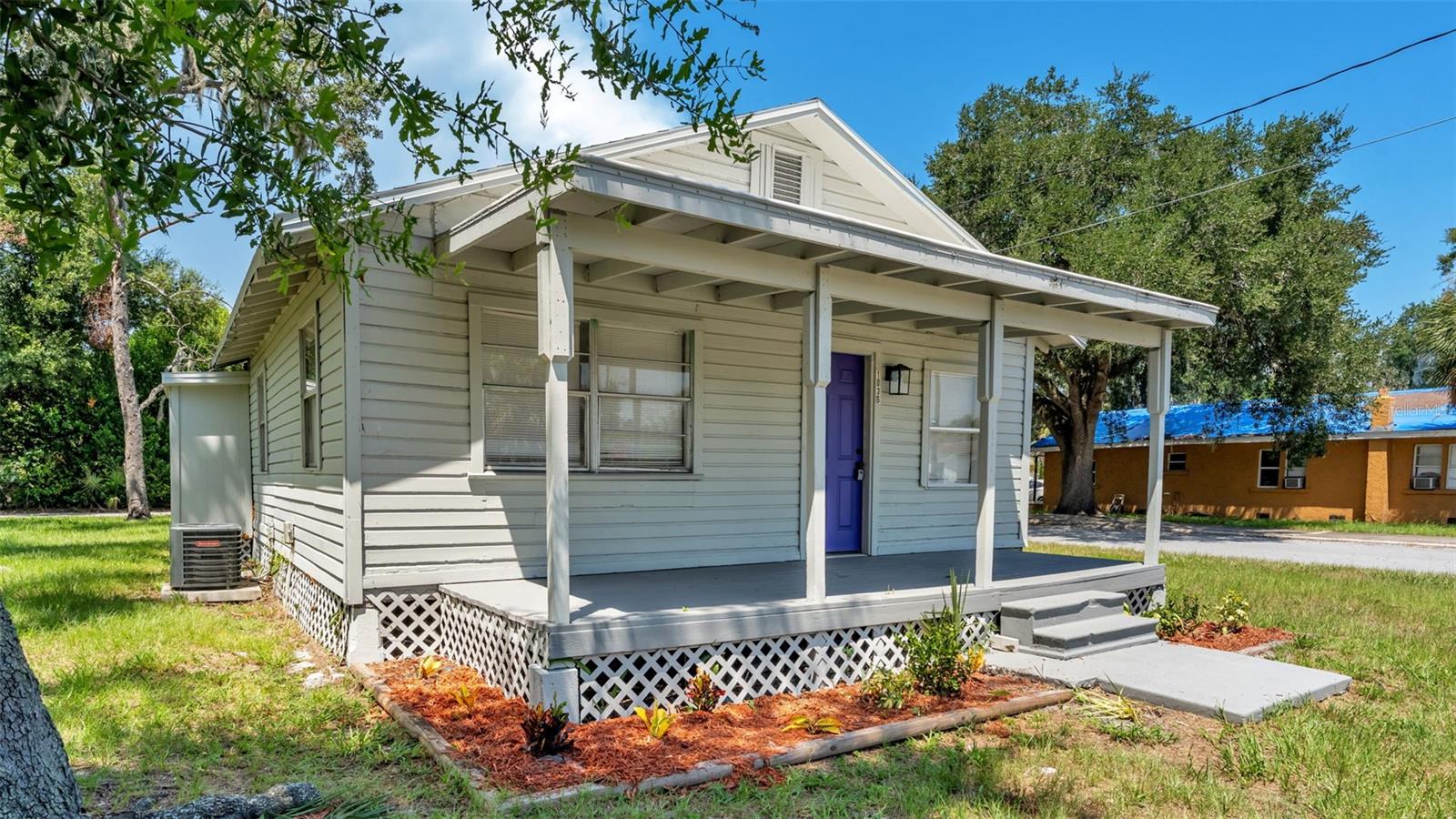 1036 N MISSOURI AVE