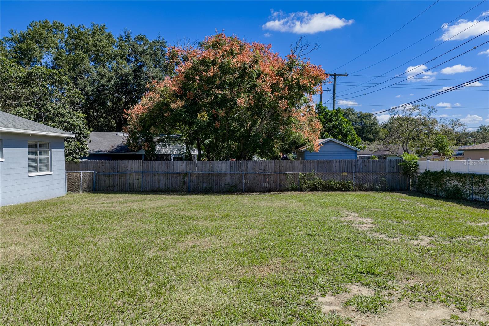 4075 MARIE DR