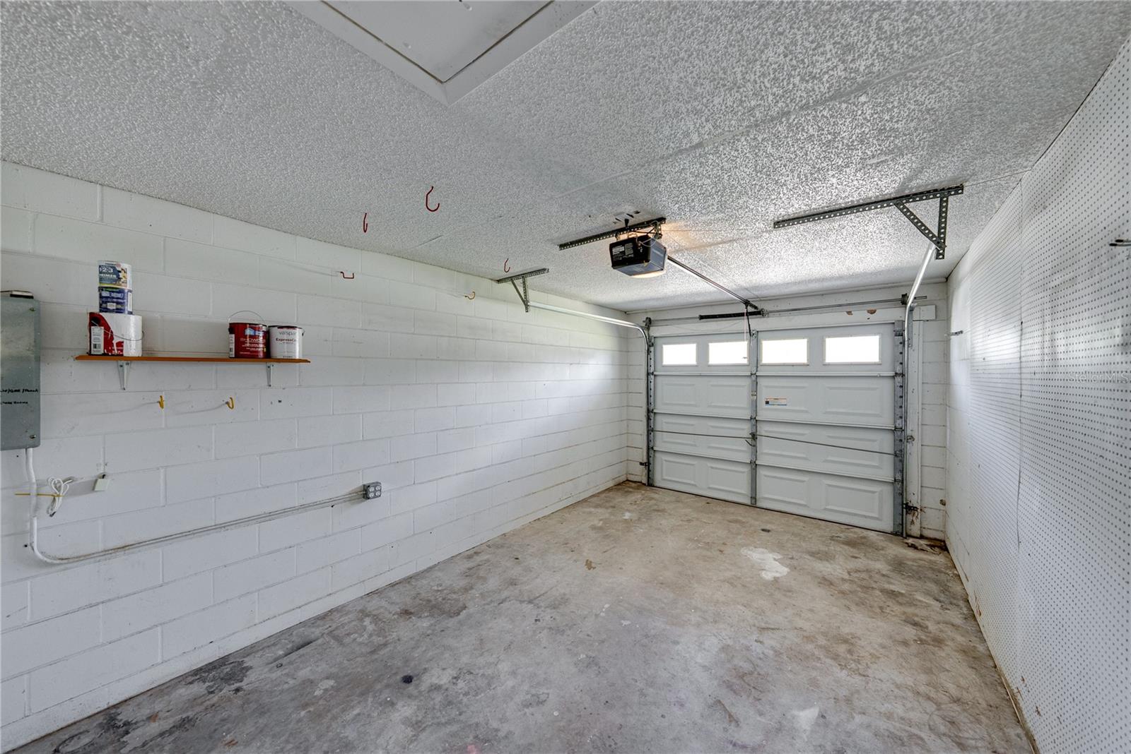 4075 MARIE DR