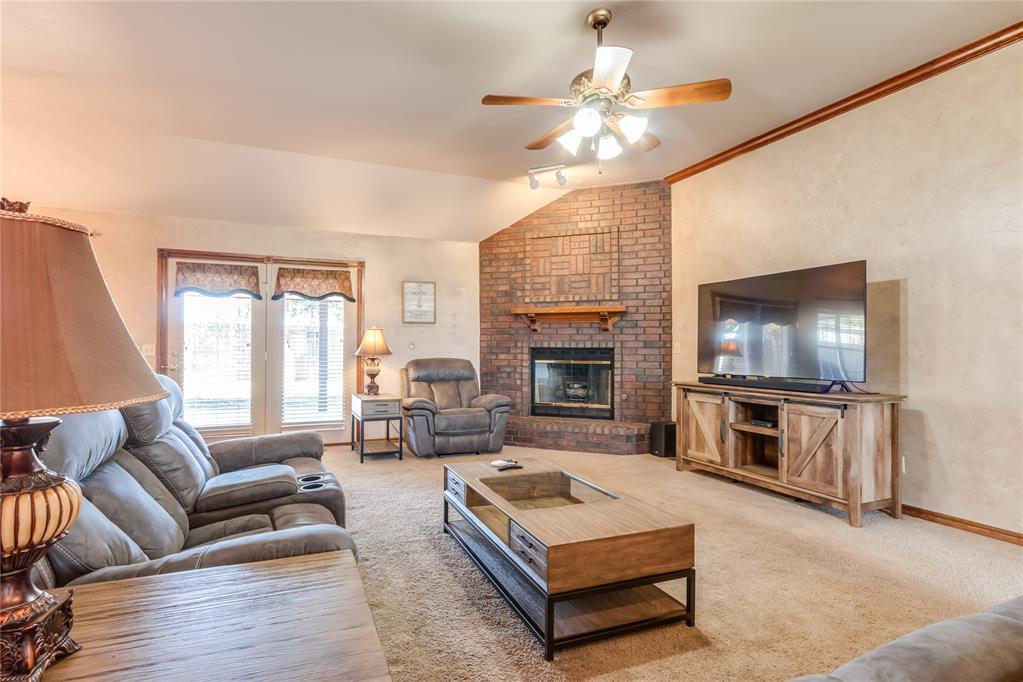 321 N Jasper Way