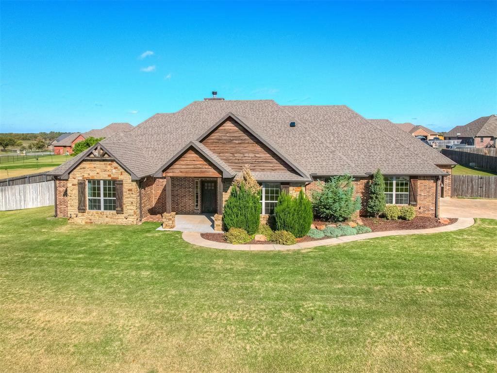 4805 Crestmere Lane