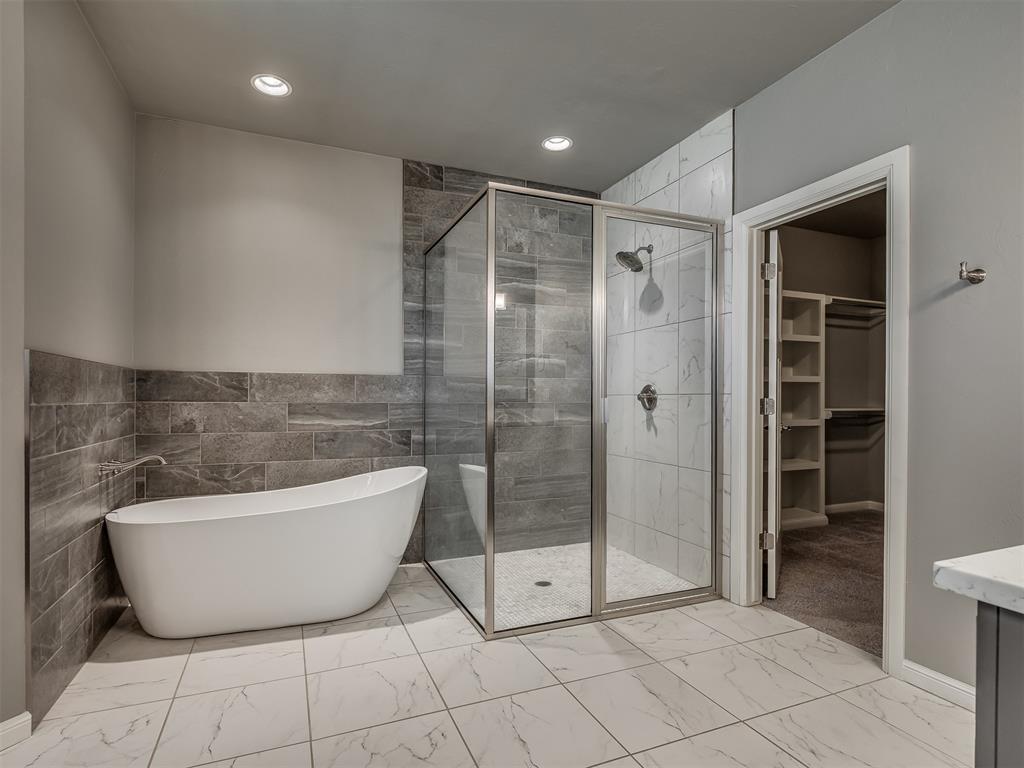 4805 Crestmere Lane