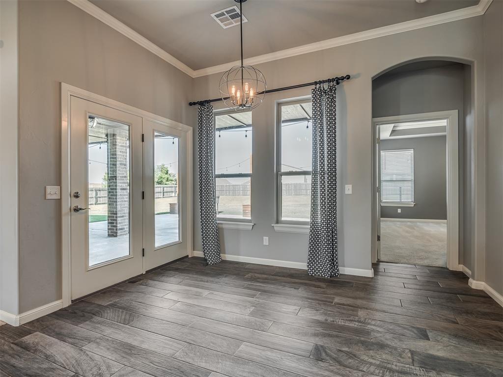 4805 Crestmere Lane