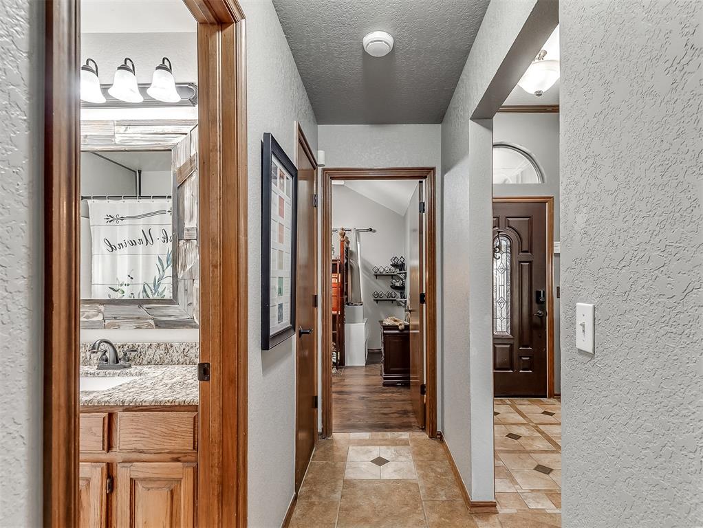 713 Gyrfalcon Drive