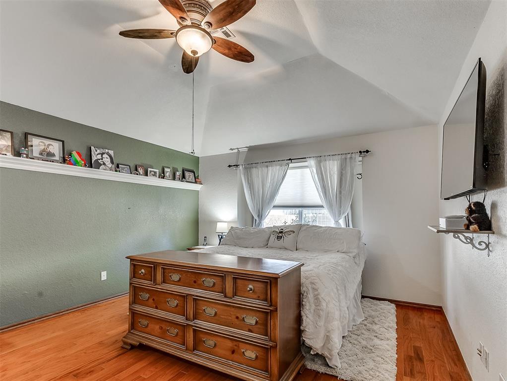 713 Gyrfalcon Drive