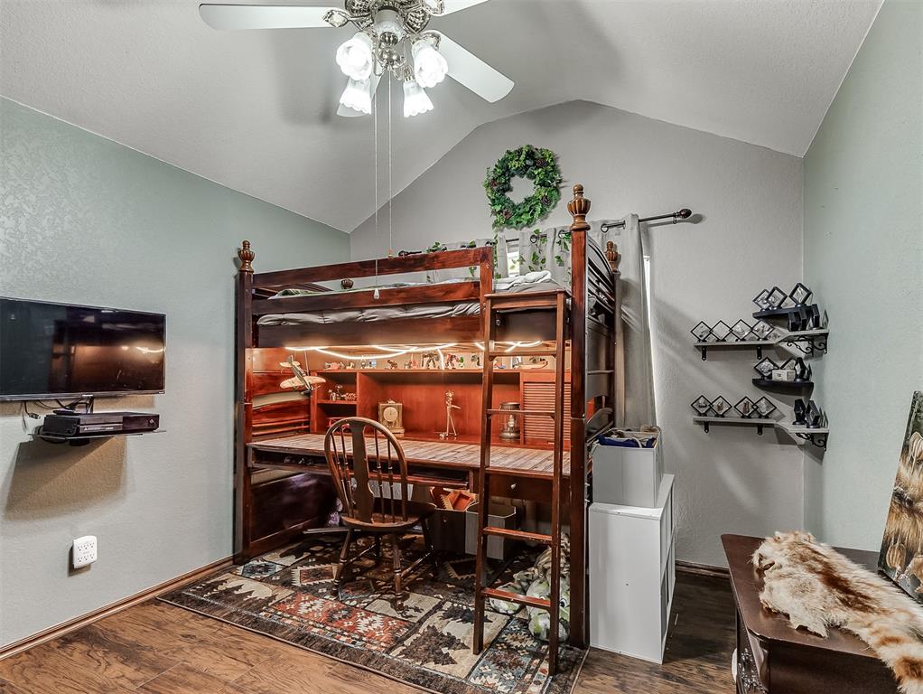 713 Gyrfalcon Drive