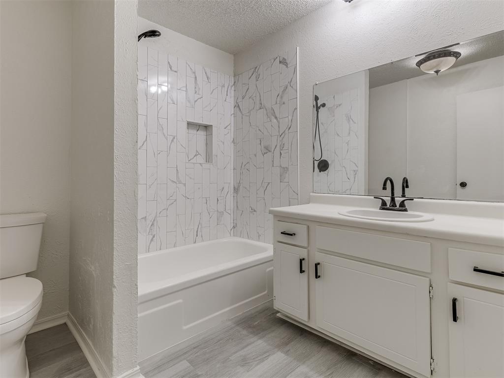 2616 N Ann Arbor Avenue Unit: 120