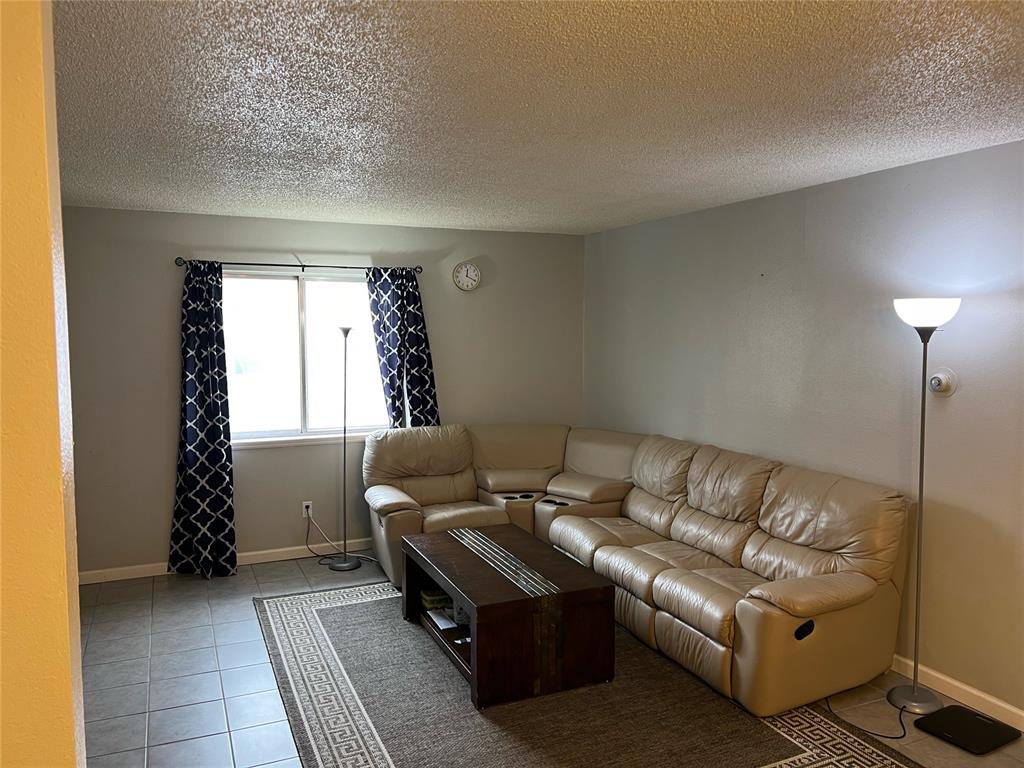 6028 NW Expressway Street Unit: D