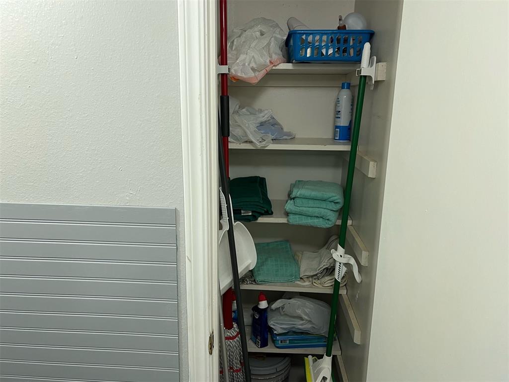 6028 NW Expressway Street Unit: D