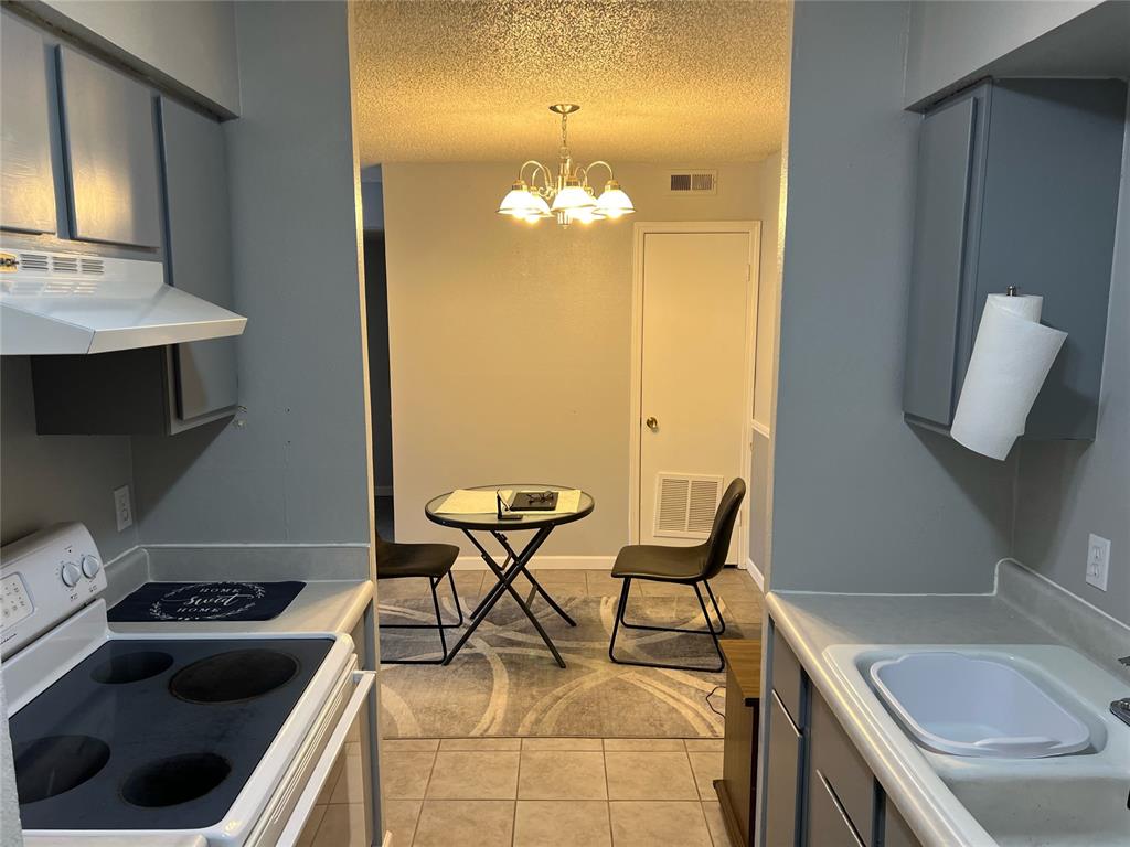 6028 NW Expressway Street Unit: D