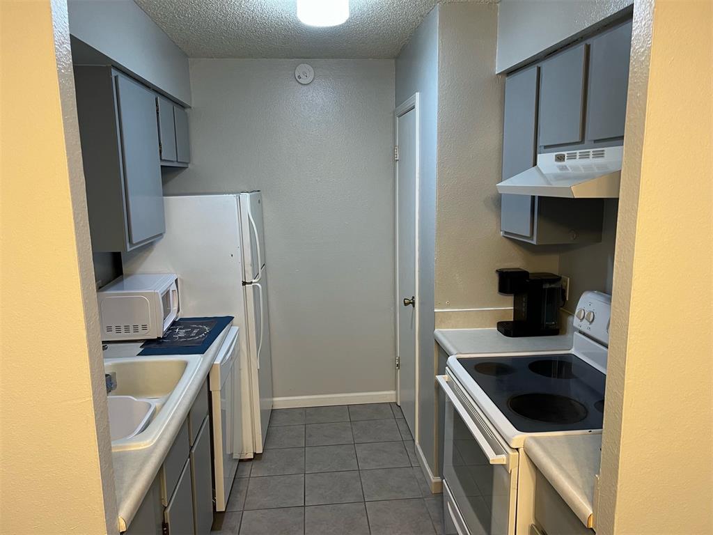 6028 NW Expressway Street Unit: D