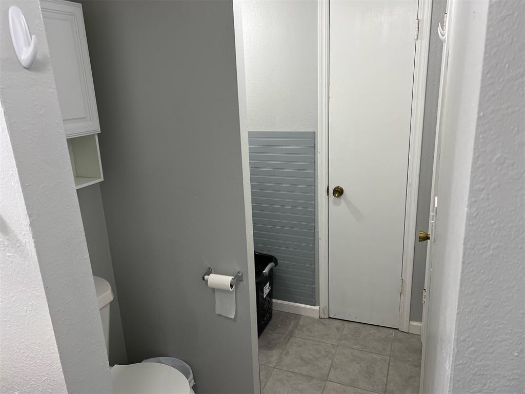 6028 NW Expressway Street Unit: D