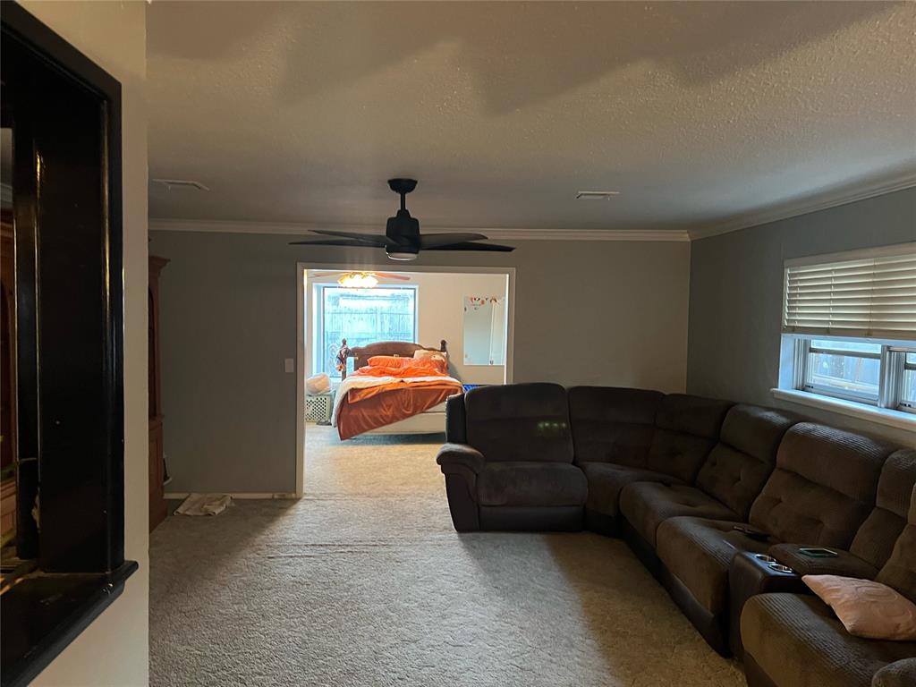 7520 NW 25th Terrace