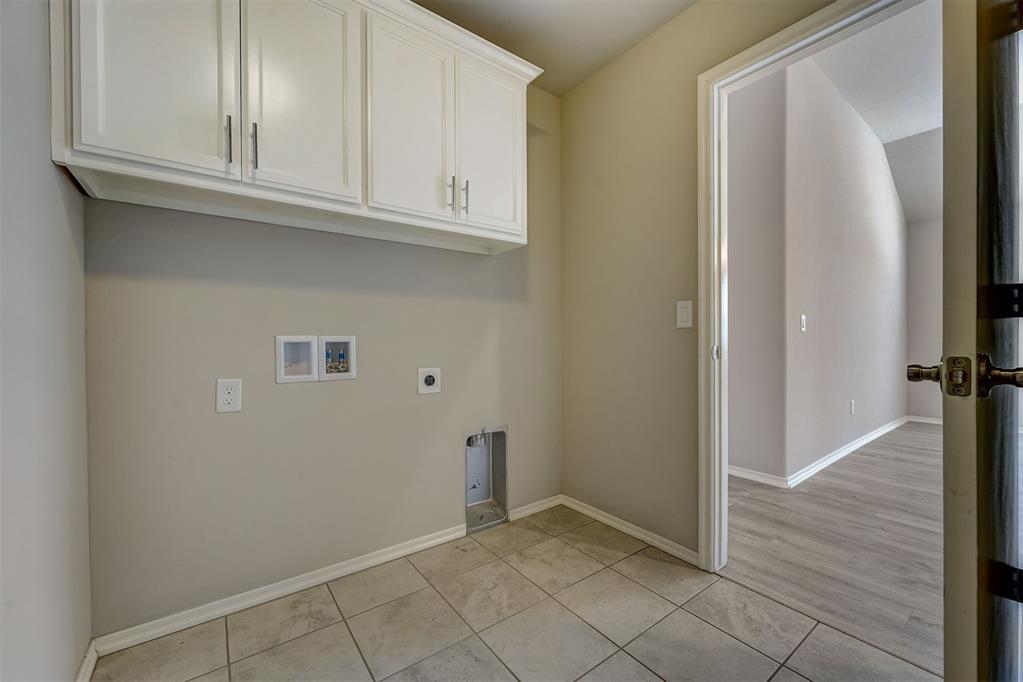 3121 Montane Court