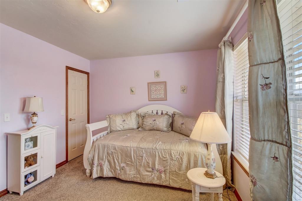 11909 Maple Valley Drive