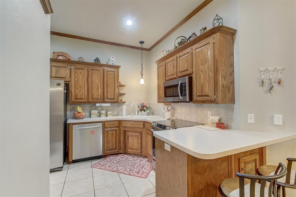 11909 Maple Valley Drive
