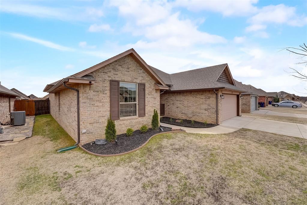5104 SW 120th Court
