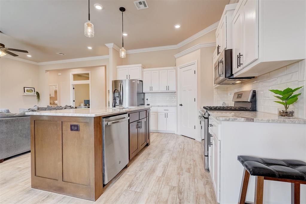 5104 SW 120th Court