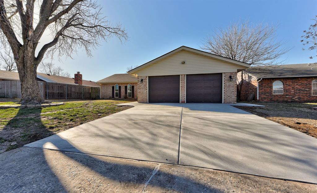 924 Clear Creek