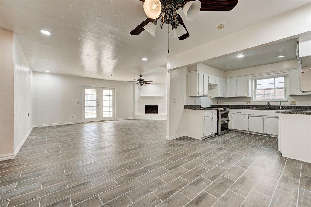 924 Clear Creek