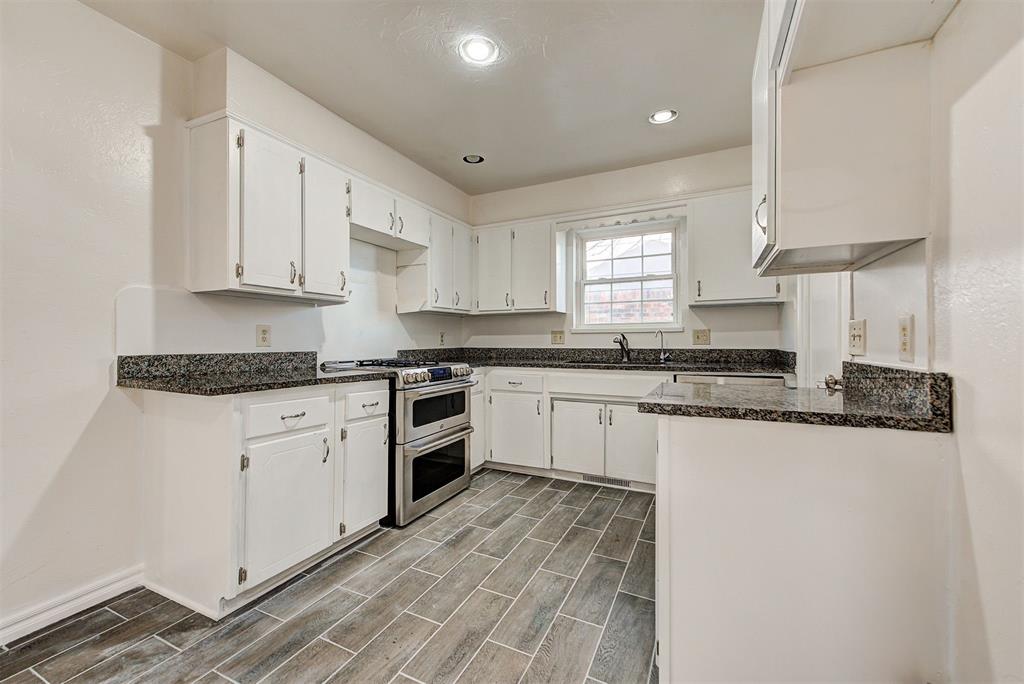 924 Clear Creek