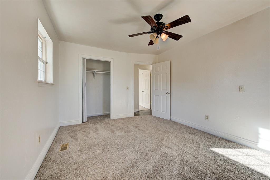924 Clear Creek