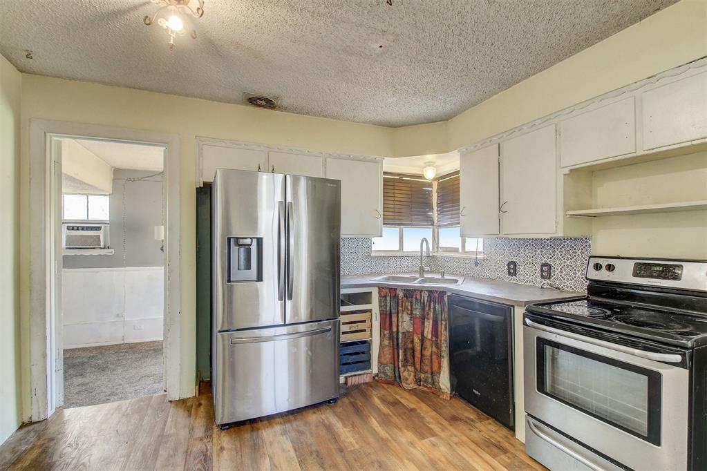 2612 SW 49th Street
