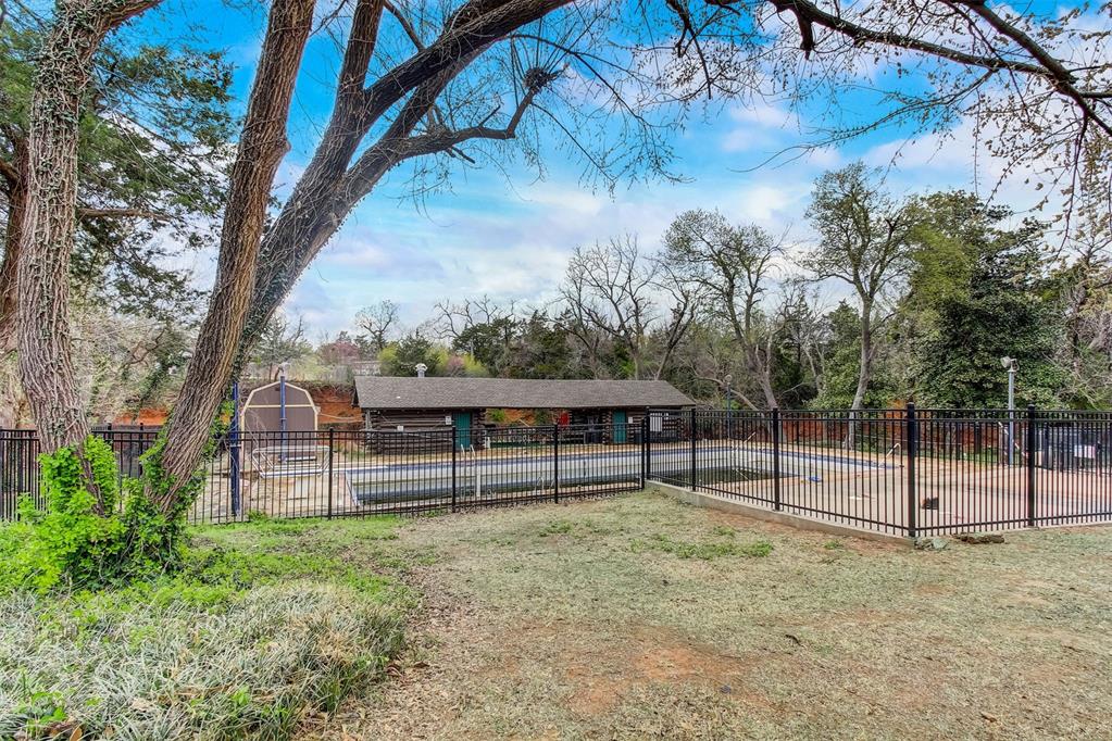 9105 Whitehall Court
