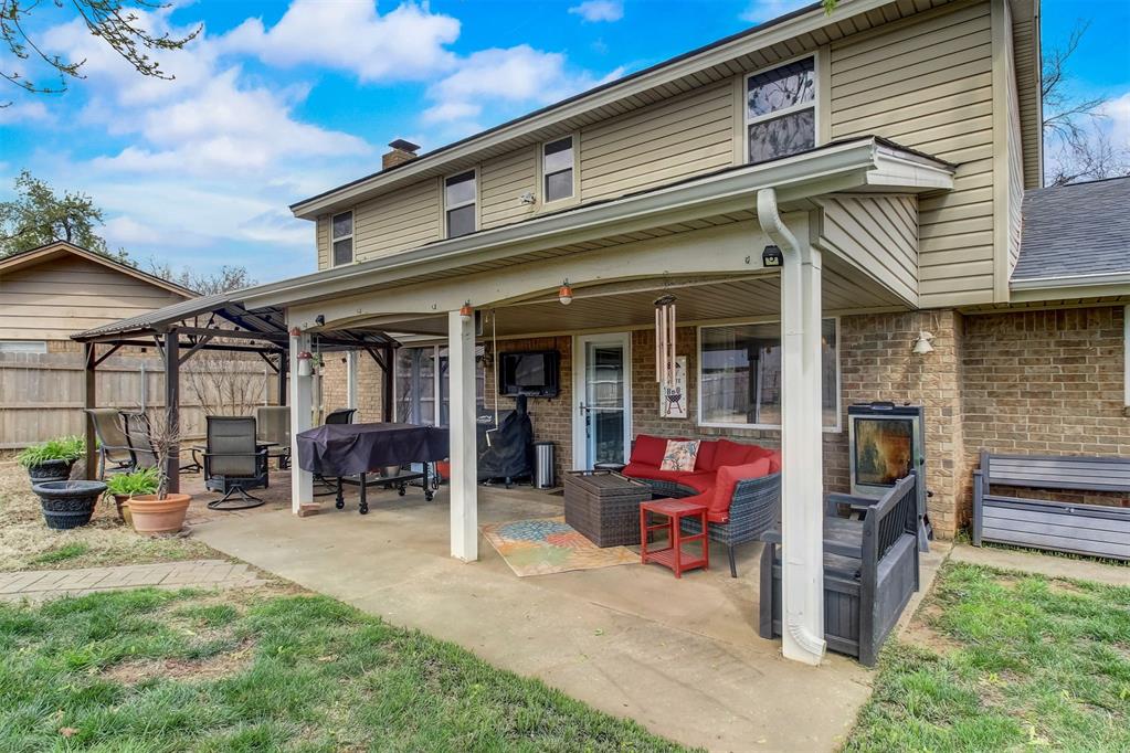 9105 Whitehall Court