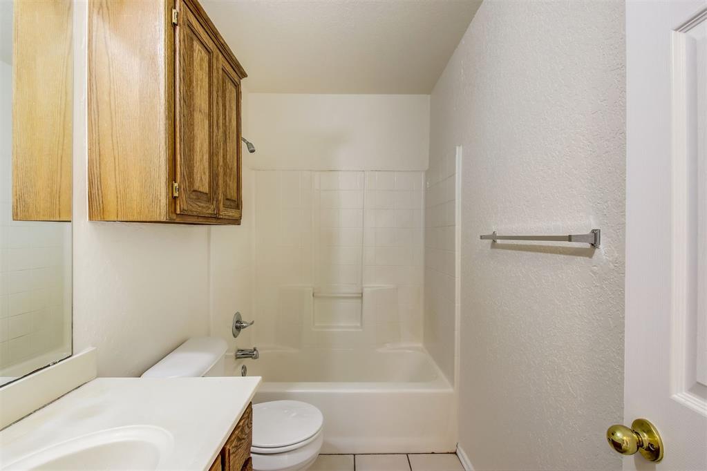 3409 S Bryant Avenue