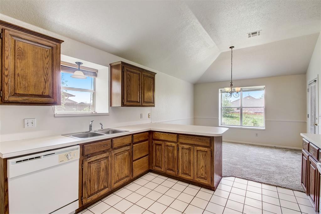 3409 S Bryant Avenue