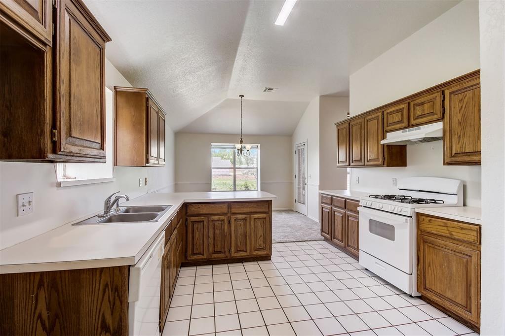 3409 S Bryant Avenue