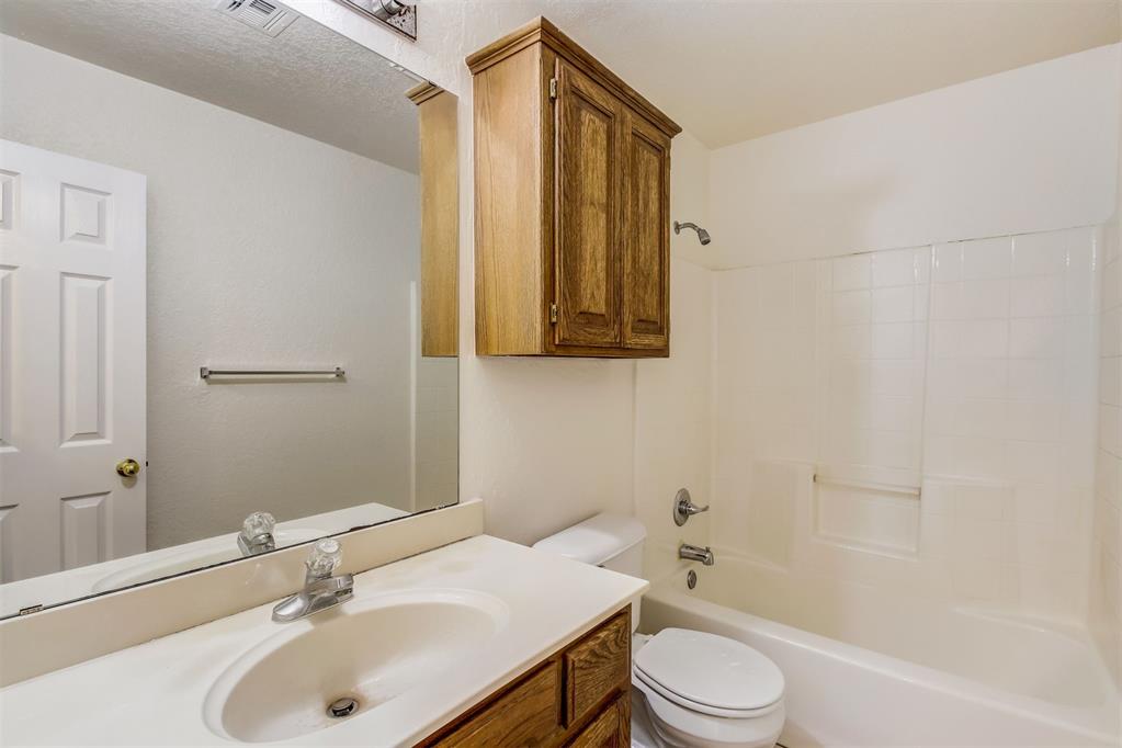 3409 S Bryant Avenue