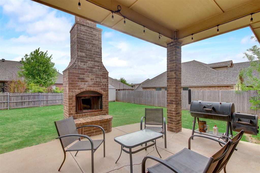 21263 Lake Shadows Drive