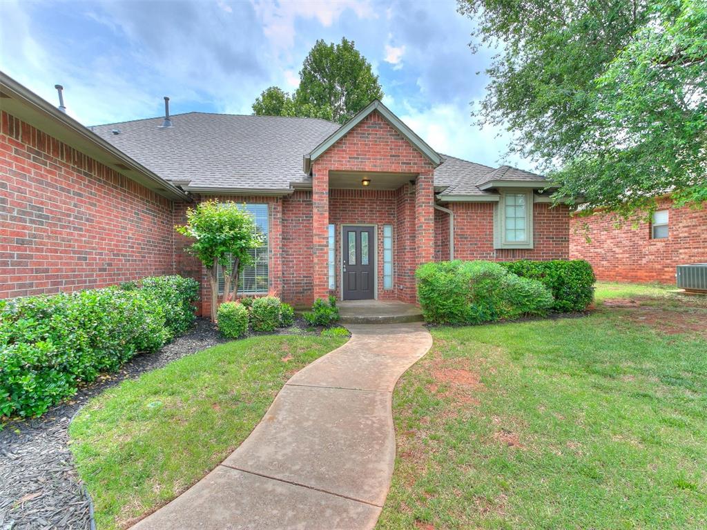 2104 Pine View Terrace