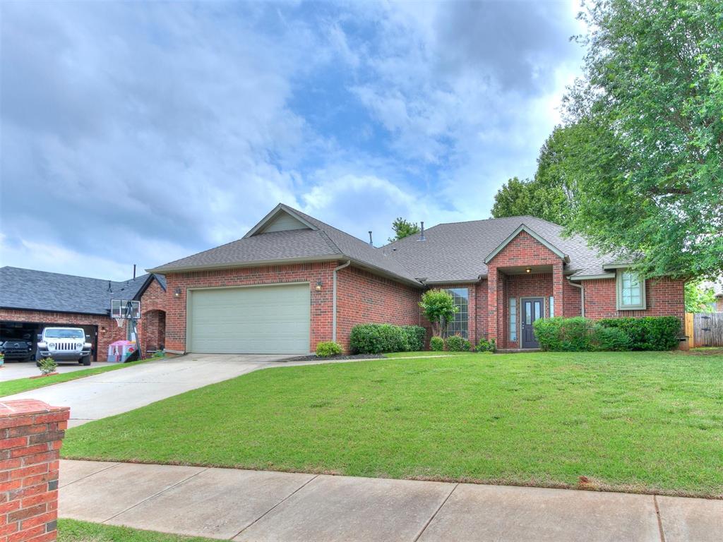 2104 Pine View Terrace