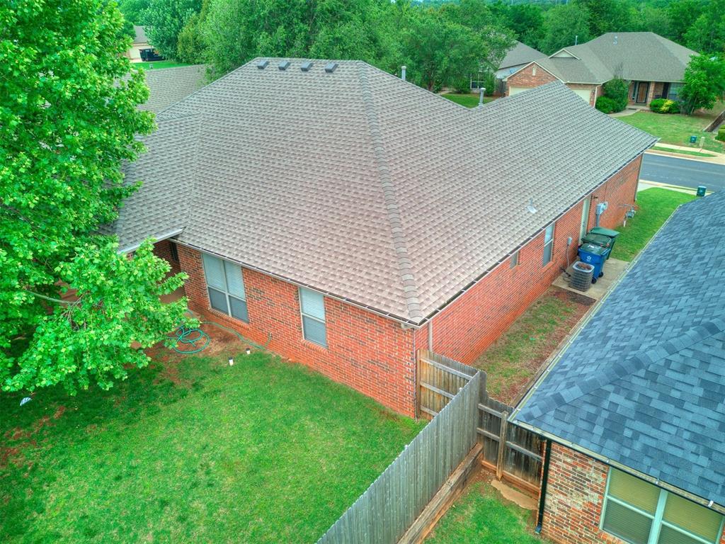 2104 Pine View Terrace