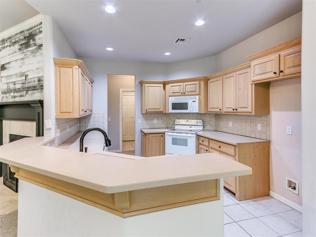 2104 Pine View Terrace