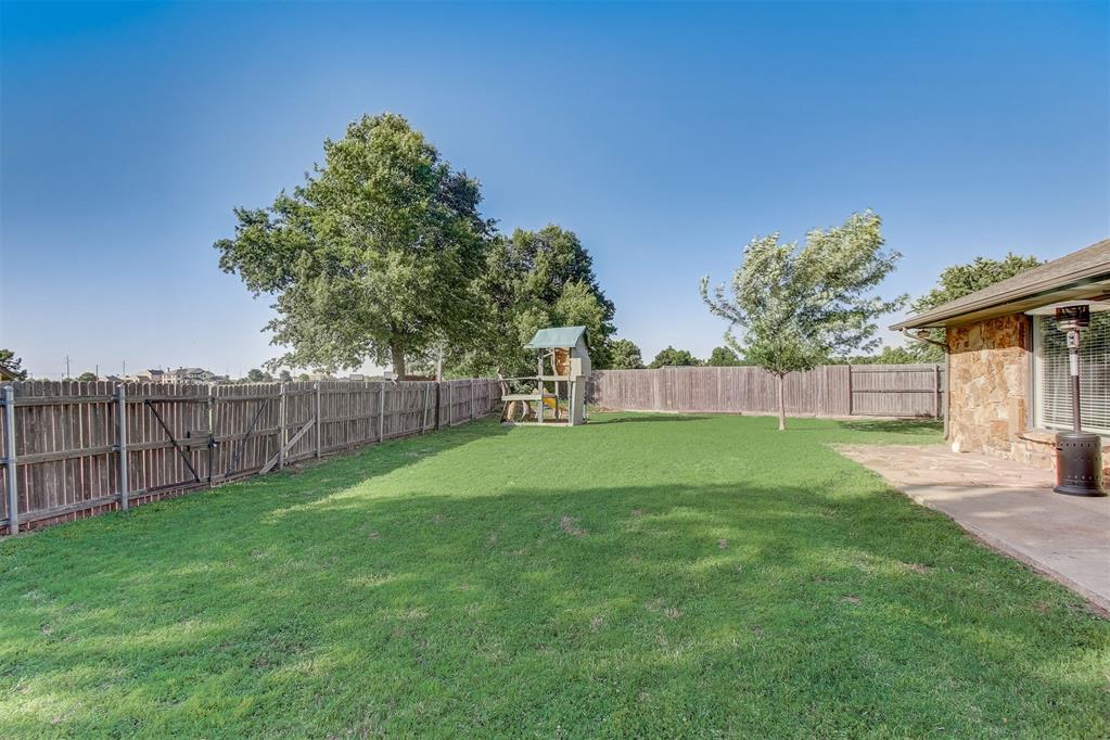 2118 Saddleback Boulevard