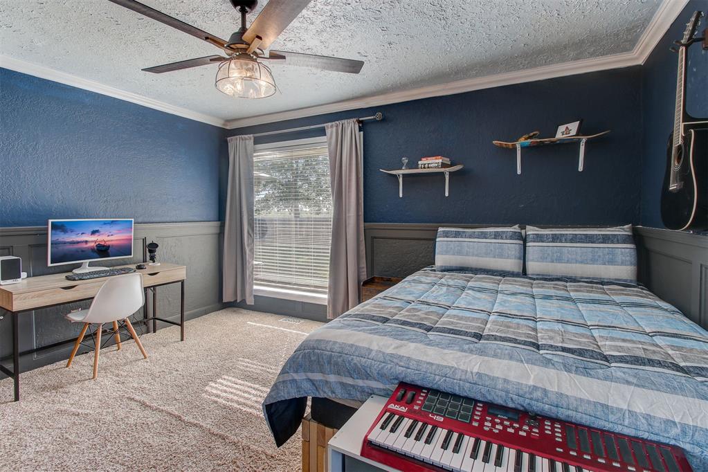 2118 Saddleback Boulevard