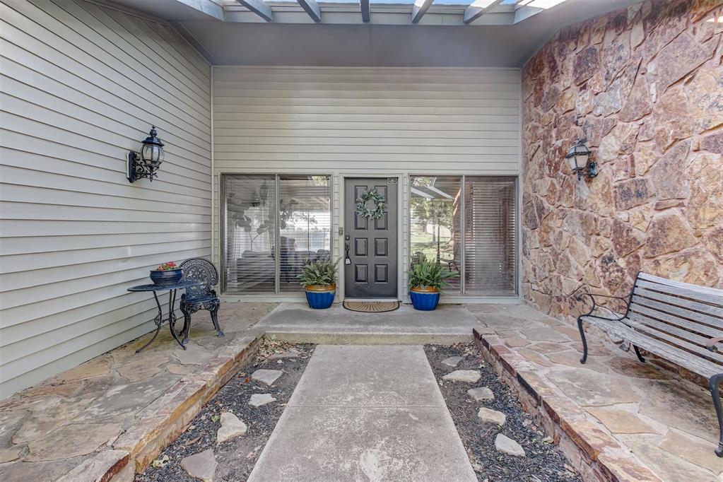 2118 Saddleback Boulevard