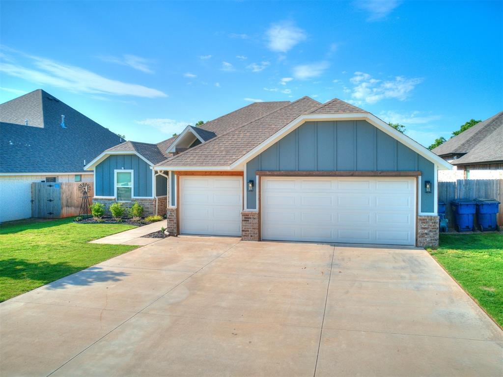 1720 W Zachary Way