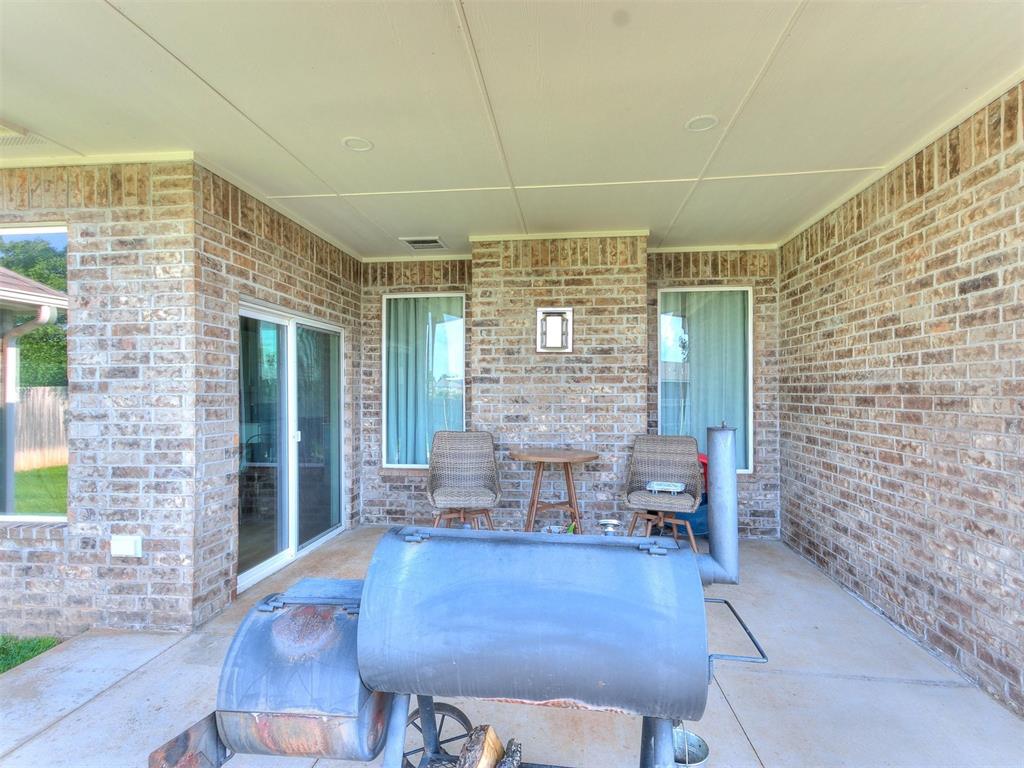 1720 W Zachary Way
